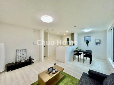 【居間・リビング】 | 葛飾区西水元2丁目新築分譲住宅 | 【居間・リビング】「ＬＤＫは家族団らんをデザイン」広いＬＤＫでは家族が集まり一緒の時間を過ごせる工夫がされております。何気ない一日の当たり前のひとコマがいつか一生の宝物になります