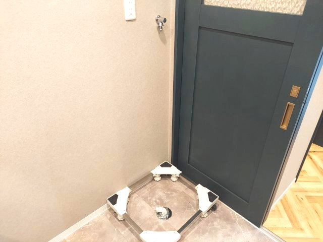 宝塚市小浜5丁目一戸建の洗面所|洗濯機置場