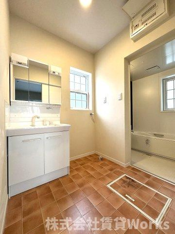 ル・クレール南田宮Aの洗面所|コンパクトで使いやすい洗面所