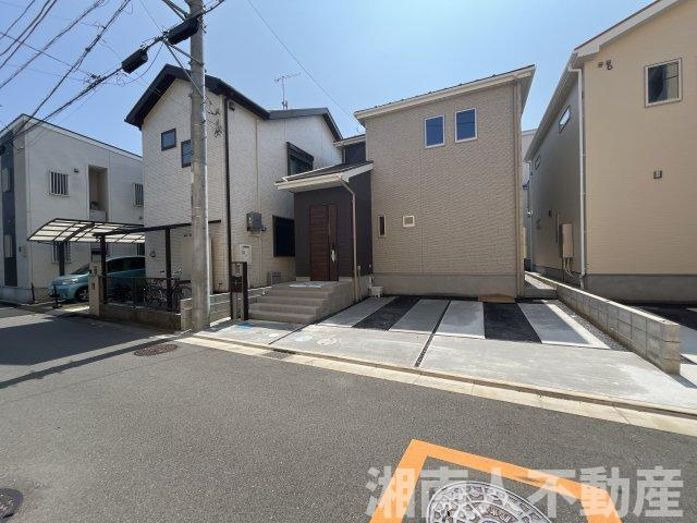 平塚市平塚３丁目　新築戸建の駐車場|駐車場の用意があります