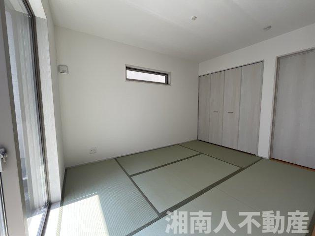 平塚市平塚３丁目　新築戸建の洋室|コンパクトで使いやすい洋室です