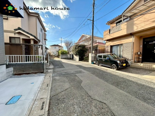 桶川市加納1期　新築戸建　クラフトピット01の前面道路含む現地写真