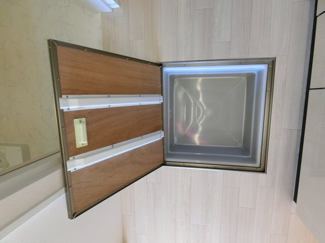 メゾン　ド　グラティアの収納