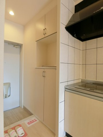 メゾン　ド　グラティアの収納