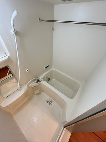 キャピタル旗ヶ崎の浴室