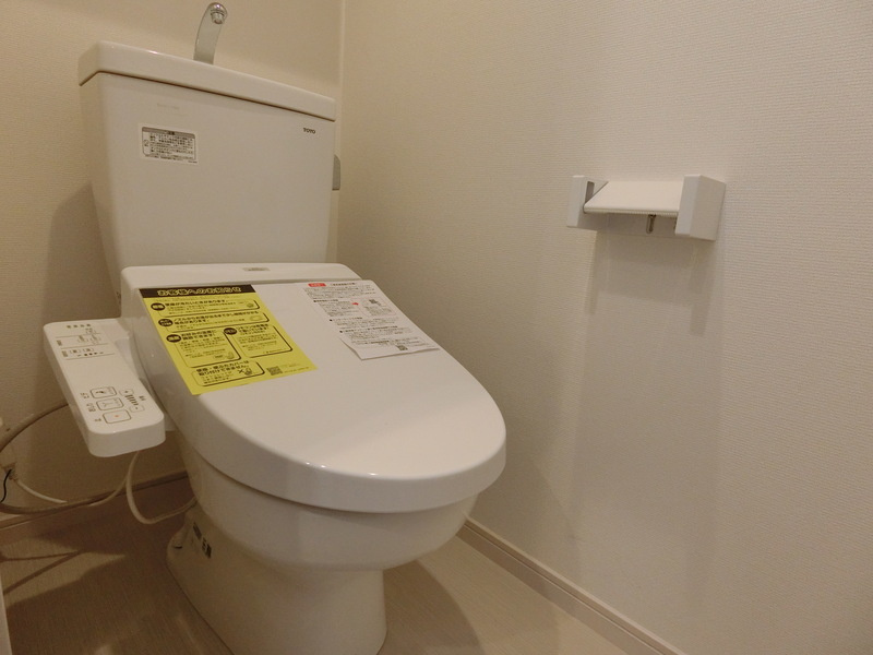 リブリ・白子のトイレ|落ち着いた色調のトイレです