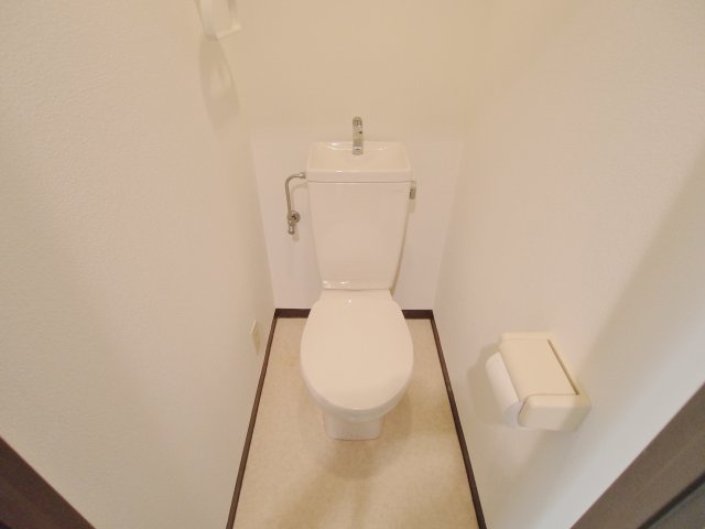 レジデンス京才のトイレ