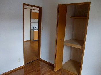 フレンドリー大野の内装