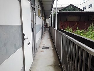 レオパレスレヴェルベールⅡの玄関