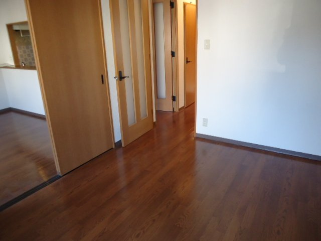 パンプルムースの内装|洋室