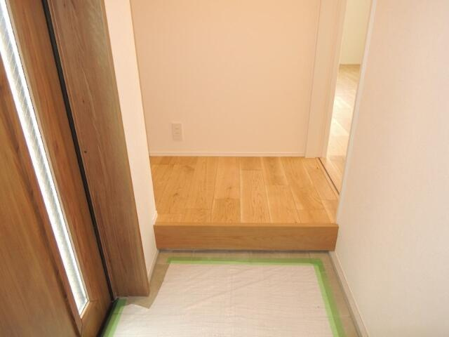 川崎市多摩区菅６丁目のテラスの玄関