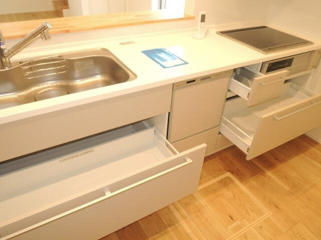 川崎市多摩区菅６丁目のテラスのキッチン