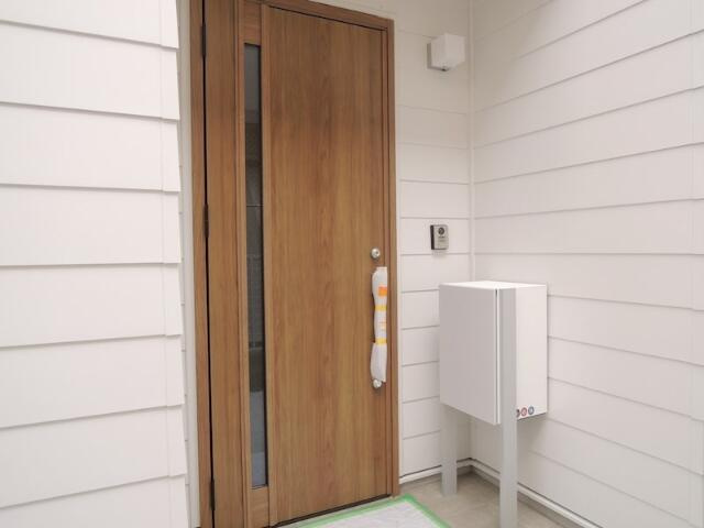 川崎市多摩区菅６丁目のテラスの玄関