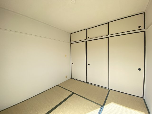 高塚団地2街区1号棟の和室|和室4.5帖