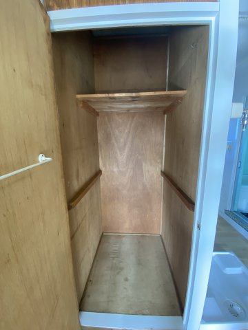 高塚団地2街区1号棟の収納|廊下収納
