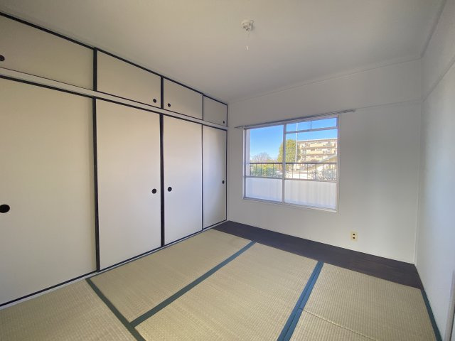 高塚団地2街区1号棟の和室|和室5帖