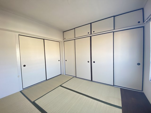 高塚団地2街区1号棟の和室|和室5帖