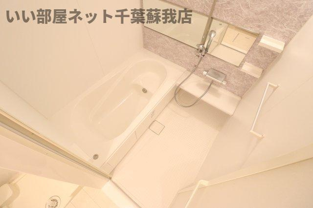 La Crece　W棟の浴室|コンパクトで使いやすいお風呂です