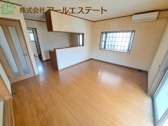 姫路市御国野町深志野　　JR「御着駅」徒歩16分の居間・リビング