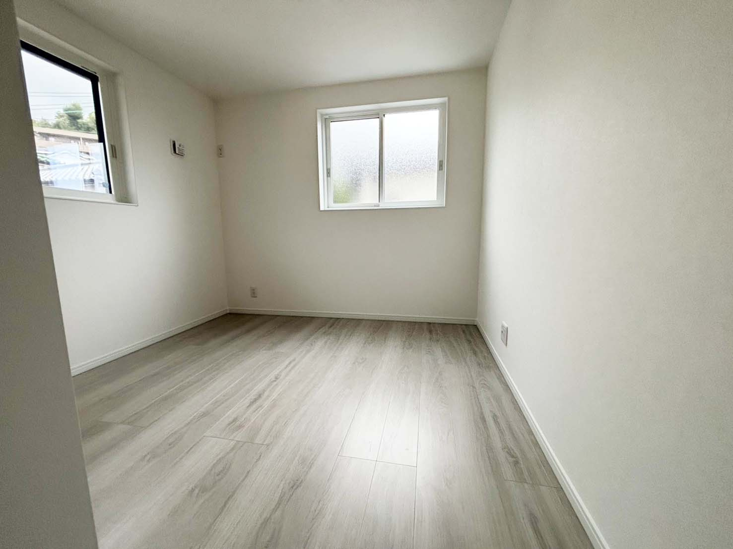 東灘区鴨子ヶ原3丁目新築一戸建の洋室