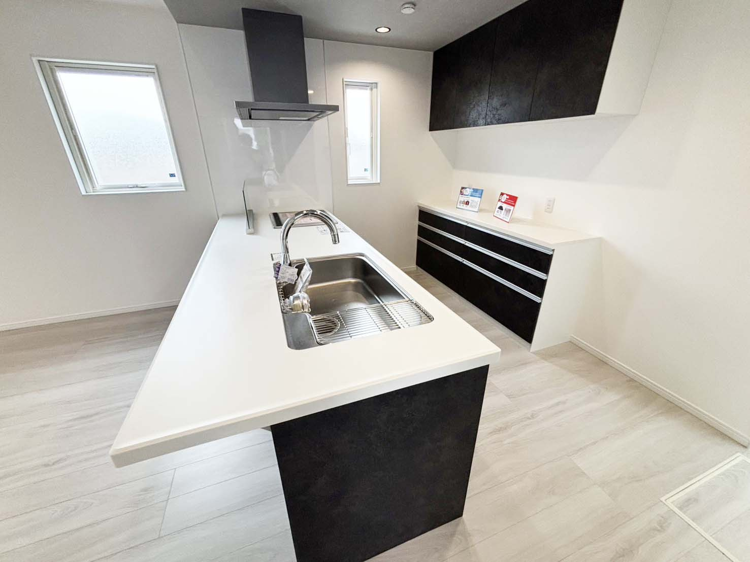 東灘区鴨子ヶ原3丁目新築一戸建のキッチン