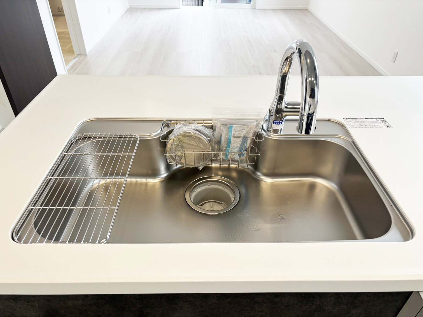 東灘区鴨子ヶ原3丁目新築一戸建のキッチン|キッチンシンク