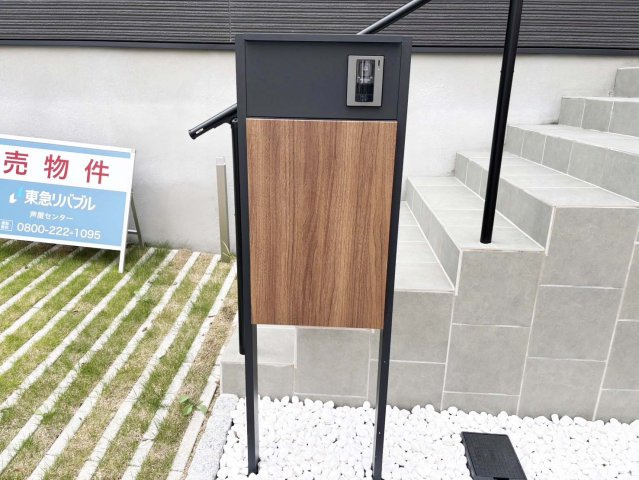 東灘区鴨子ヶ原3丁目新築一戸建のその他|宅配ボックス