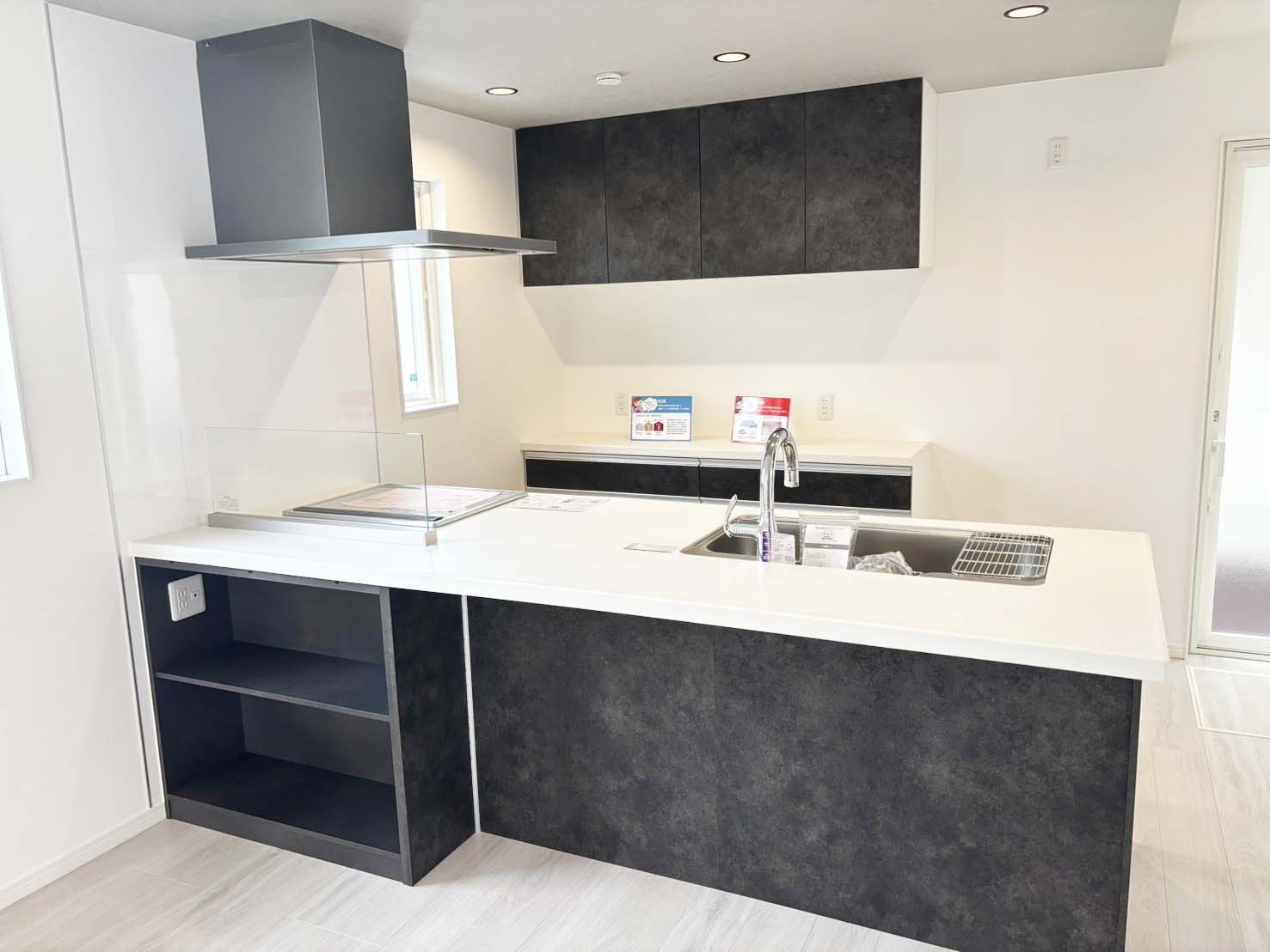 東灘区鴨子ヶ原3丁目新築一戸建のキッチン