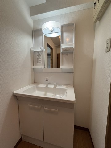 ジョイパレス高取駅前の玄関