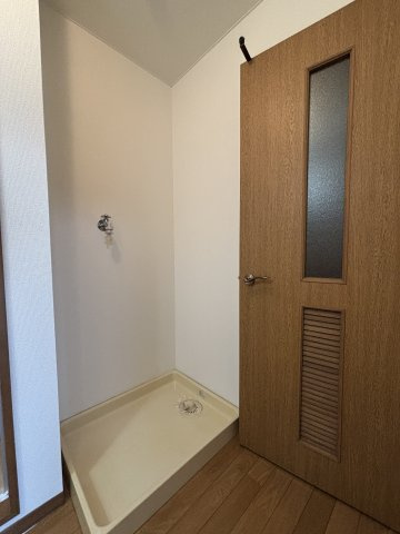 ジョイパレス高取駅前の洋室