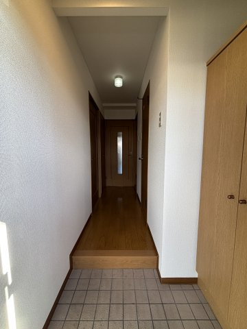 ジョイパレス高取駅前の洋室