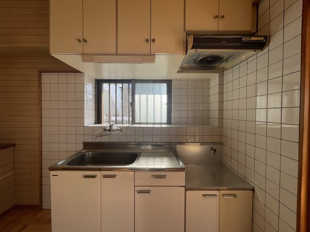 【キッチン】 | 国吉ビル
