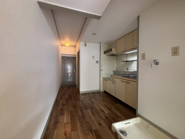 ヴィラ城山の居間・リビング