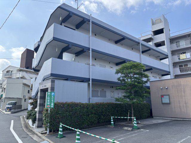 ヴィラ城山の外観