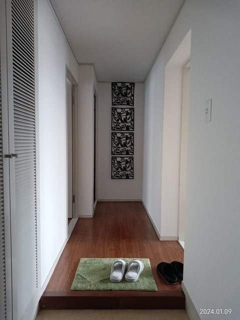 井口台サンハイツの玄関