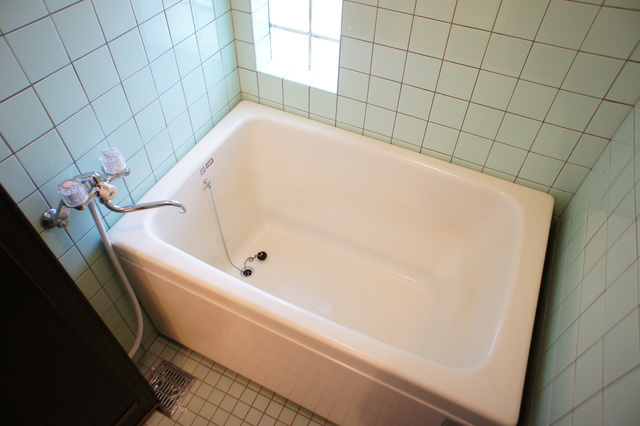 井口台サンハイツの浴室