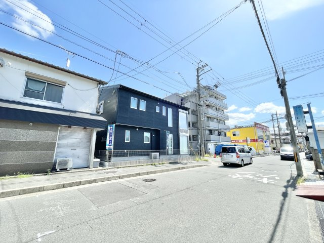 枚方市大峰元町2丁目　新築未入居の前面道路含む現地写真|前面道路含む現地写真です