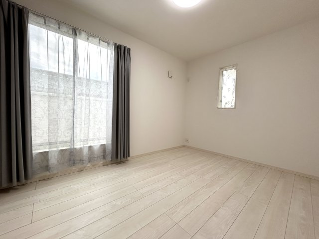 中古住宅　稲里の洋室