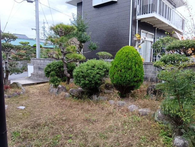 【庭】