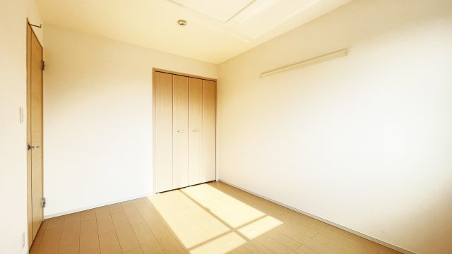 フィオーレＮＳ　Ⅳ－Ｄの周辺|ファミリーマートさんまで800m