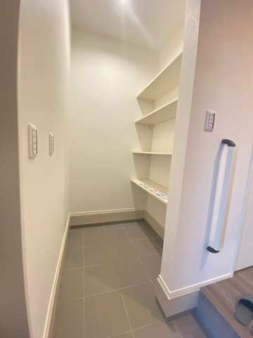 【玄関】 | タマタウン合志市栄　4号地