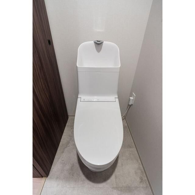 コンフォリア・リヴ東中野のトイレ