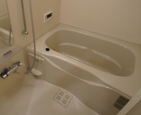 Dimus北浜の浴室