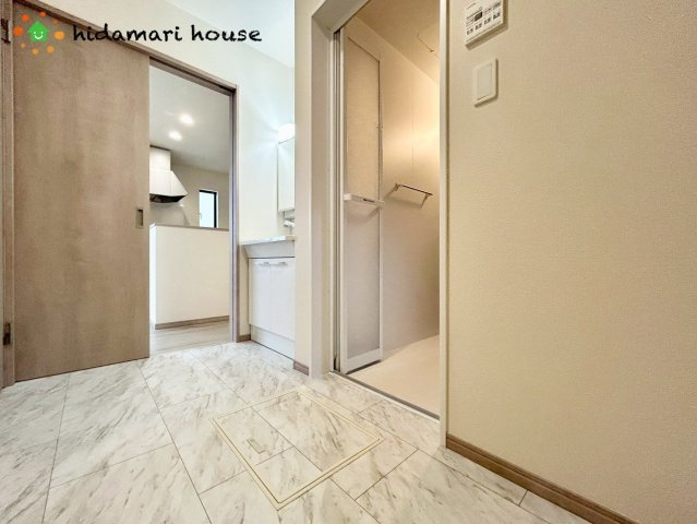 北区吉野町2丁目191番　新築戸建　ハートフルAの洗面所