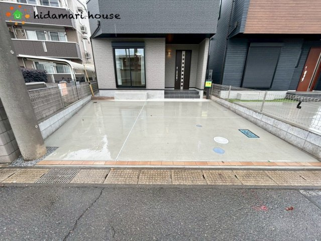 北区吉野町2丁目191番　新築戸建　ハートフルAの駐車場