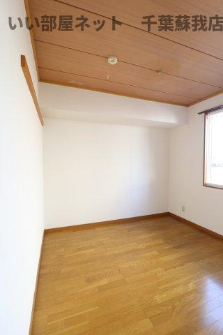 ファーストヴューラ　八番館の寝室|寝室にいかがでしょうか
