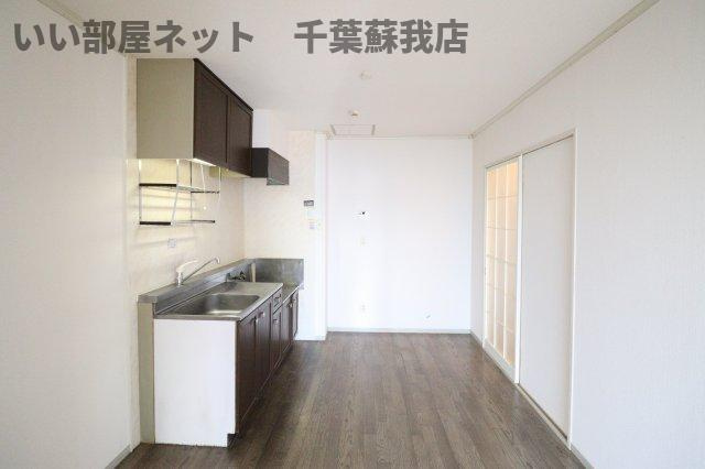 ファーストヴューラ　八番館の居間・リビング|リビングです