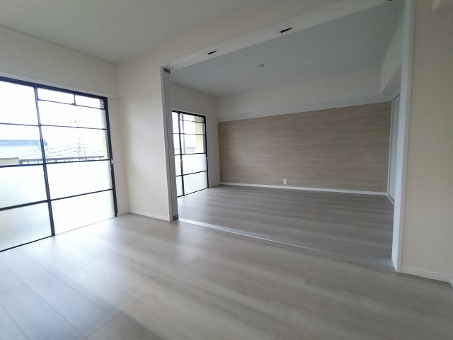 久喜コーポ1号棟の居間・リビング