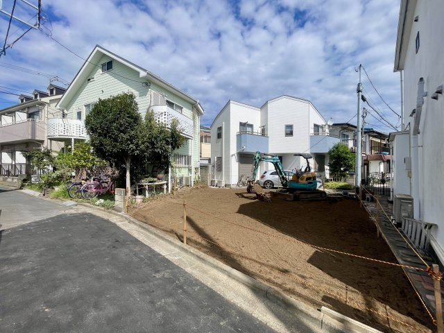 ＜LIBERi リーベリー＞練馬区田柄5丁目　限定1棟の前面道路含む現地写真