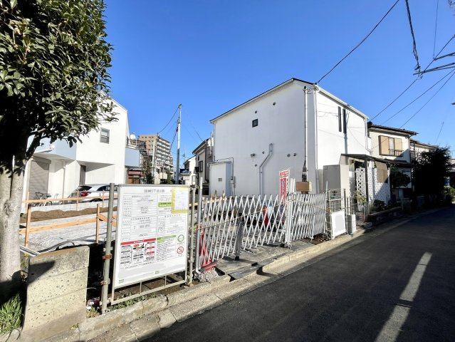 ＜LIBERi リーベリー＞練馬区田柄5丁目　限定1棟の前面道路含む現地写真